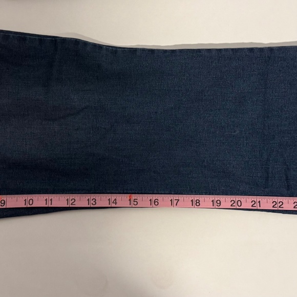 Democracy Itty Bitty Bootcut Jeans - Picture 7 of 7